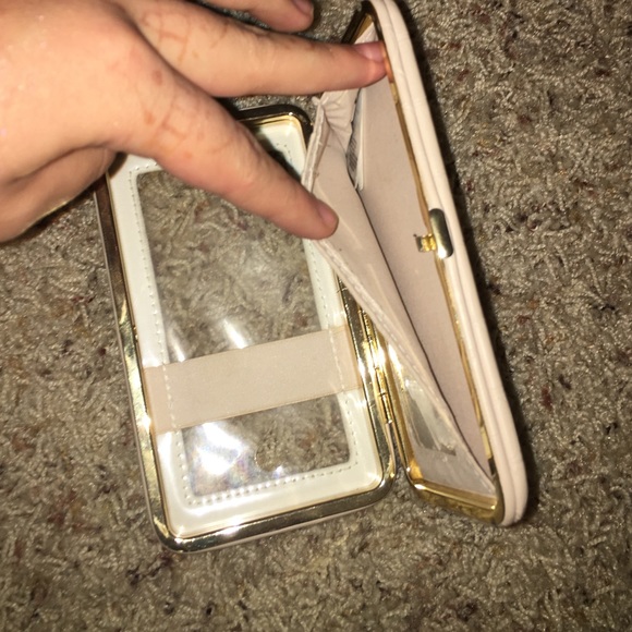 H&M iPhone/ iPod 5(s, c, or SE) phone wallet case - Picture 4 of 4