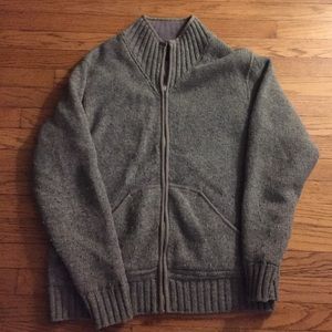 BKE men's sweater size Large