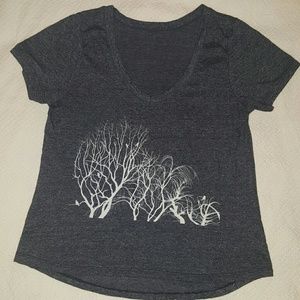 Heathered tree tee (NWOT)