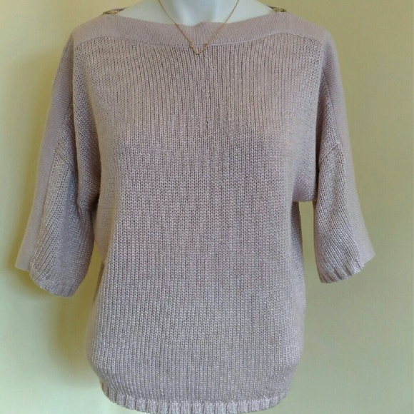Gap sweater