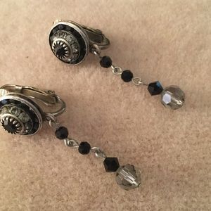 Liz Palacios Blk Crystal Clip Back Drop Earrings