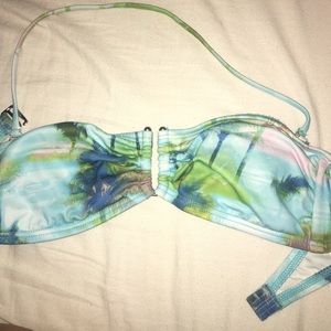 Hurley bikini top