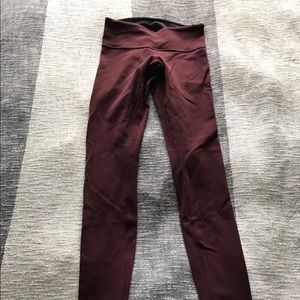 Lululemon Purple/Maroon Leggings Size 4