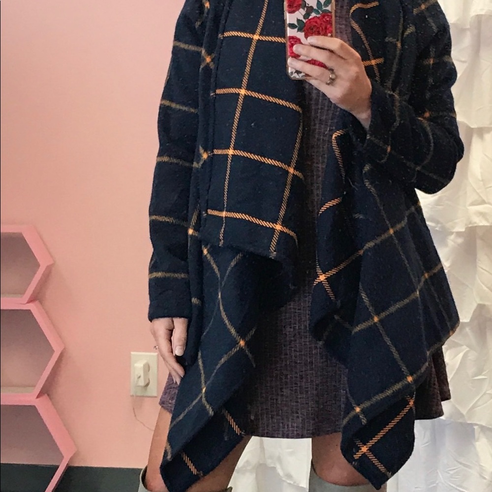 Cardigan/Coat - Picture 5 of 5