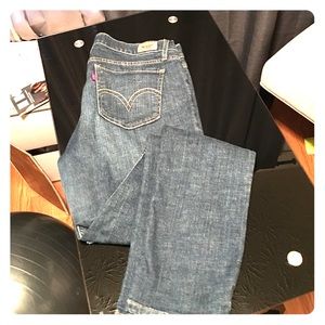 Levi skinny jeans