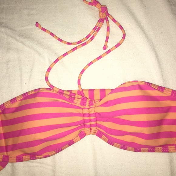 Kirra bikini top