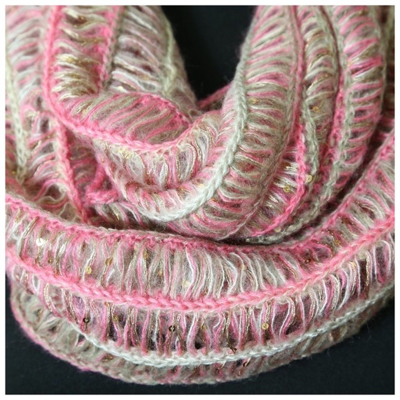 Metallic Pink Infinity Scarf - Picture 2 of 4