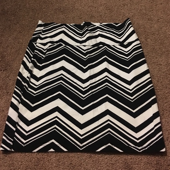 High waisted short length maxi skirt