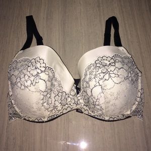 Victoria's Secret Dream Angels Demi 34DDD