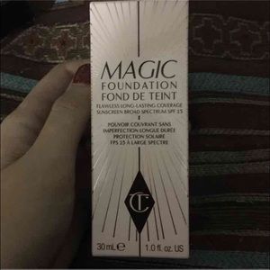 Charlotte tilbury magic foundation
