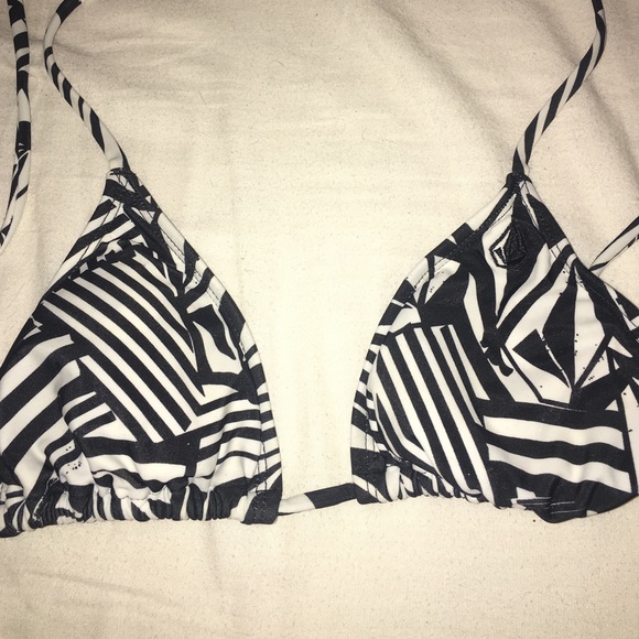 Volcom black and white bikini top