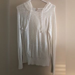 White hooded sweater