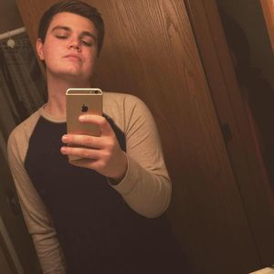 Meet your Posher, Brandon