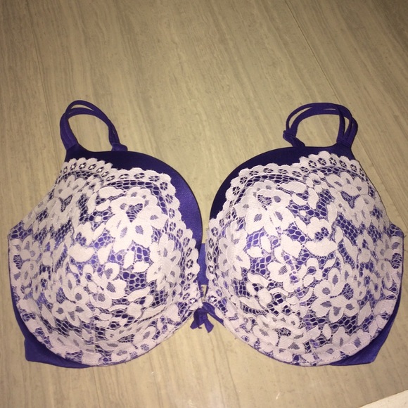 Victoria's Secret Very Sexy Push-Up bra 34DDD