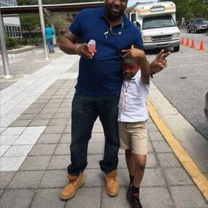 Meet your Posher, Tee banks