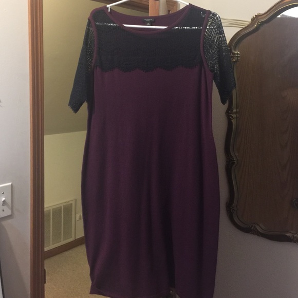 Maroon dress with black lace