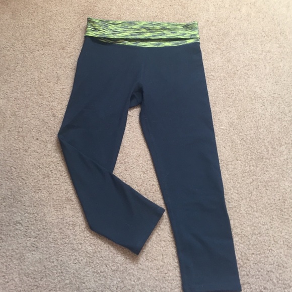 Fabletics Pants - Fabletics Cropped Leggings!