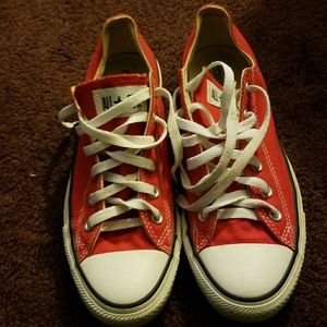 Sneakers, mens sz 8/ Womens sz 10