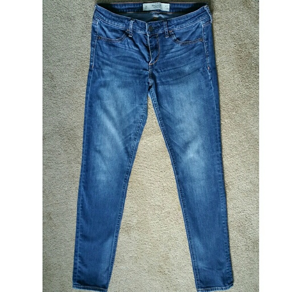 Abercrombie & Fitch Skinny Jeans, Size 4