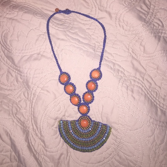 Beautiful detailed unique style necklace