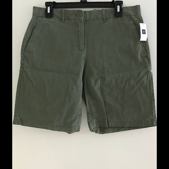 GAP Khaki Green Shorts