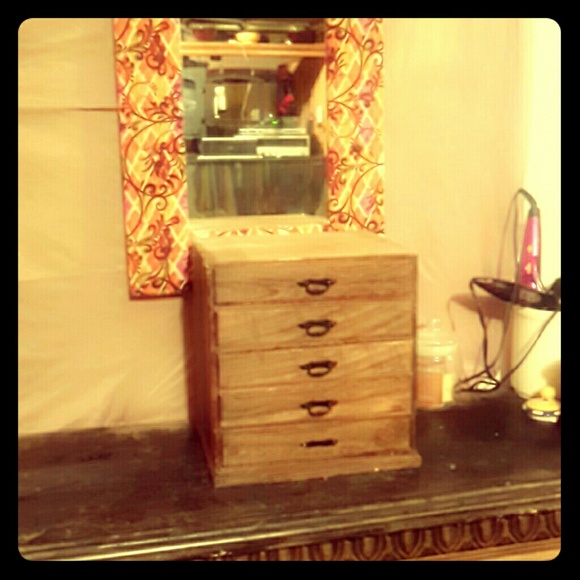 mimi dresser organizer