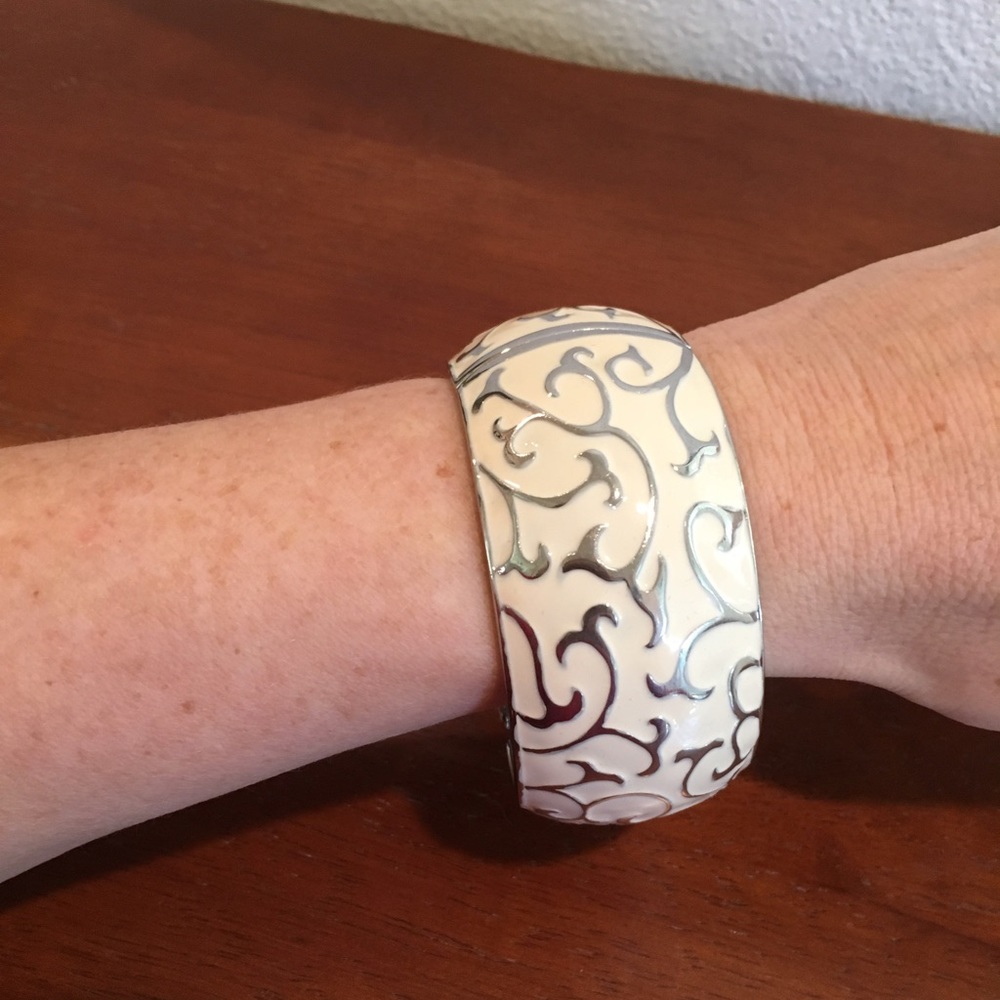 Fashion Bangle Bracelet