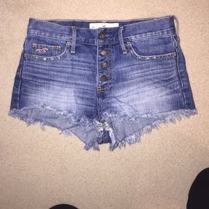 ripped jeans short
