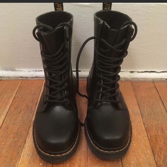 Doc Martens "Drench" Matte Rainboot
