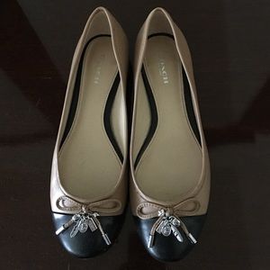 💢SOLD💢 Coach Flats