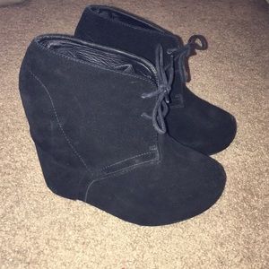 Steve Madden "Annnie" Wedge booties