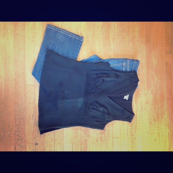 Ann Taylor Silk Sheeveless Top