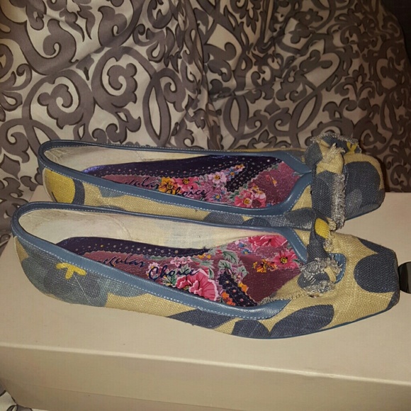 Flower print Flats