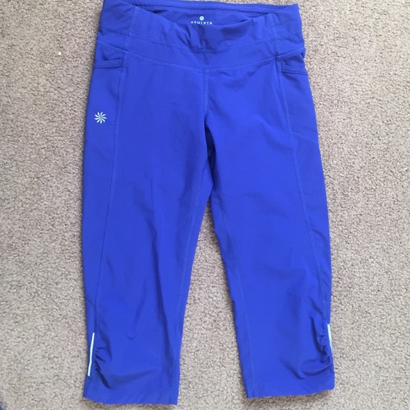 Athleta Cropped Leggings!