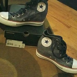 Brand new converse wedge