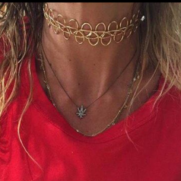 Gold braided metallic choker - Picture 3 of 5