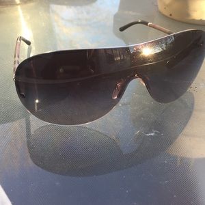 Burberry sunglasses