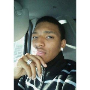 Meet your Posher, Derek