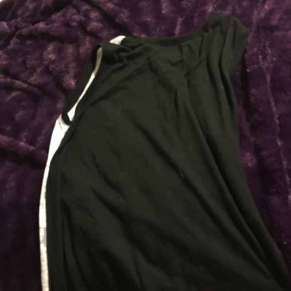 Tank top - Picture 3 of 4