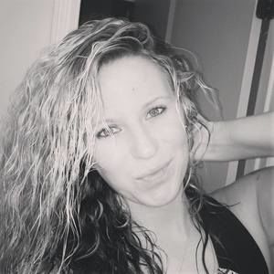 Meet your Posher, Roxanne