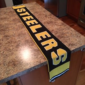 🌺Reebok Pittsburgh Steelers Scarf🌺