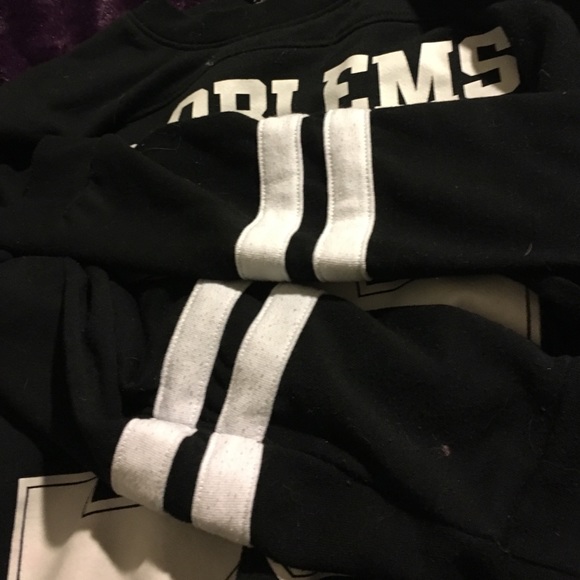 Sweatshirt - Picture 3 of 4