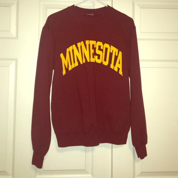 Maroon and gold Minnesota crew neck sweatshirt