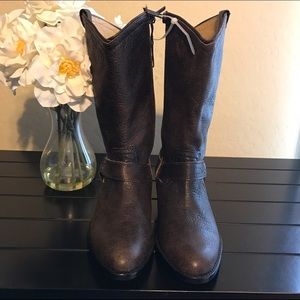 frye wyatt harness boots