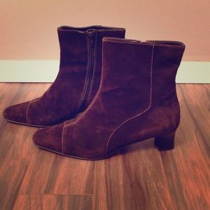 Ditto by Vaneli Suede Boots Side Zip Size 10