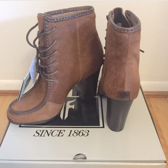 Frye | Parker Haircalf Moc Bootie - Picture 2 of 6