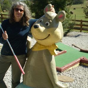 Meet your Posher, Pamela