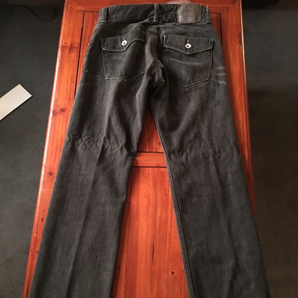 Men's Levi slim straight jeans