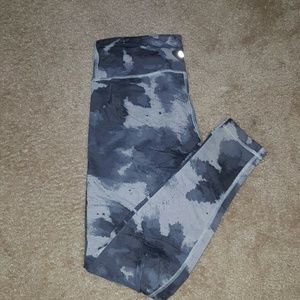 Lululemon wunder under leggings. Size 10. RARE