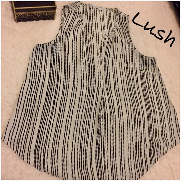 White and black stripped button top